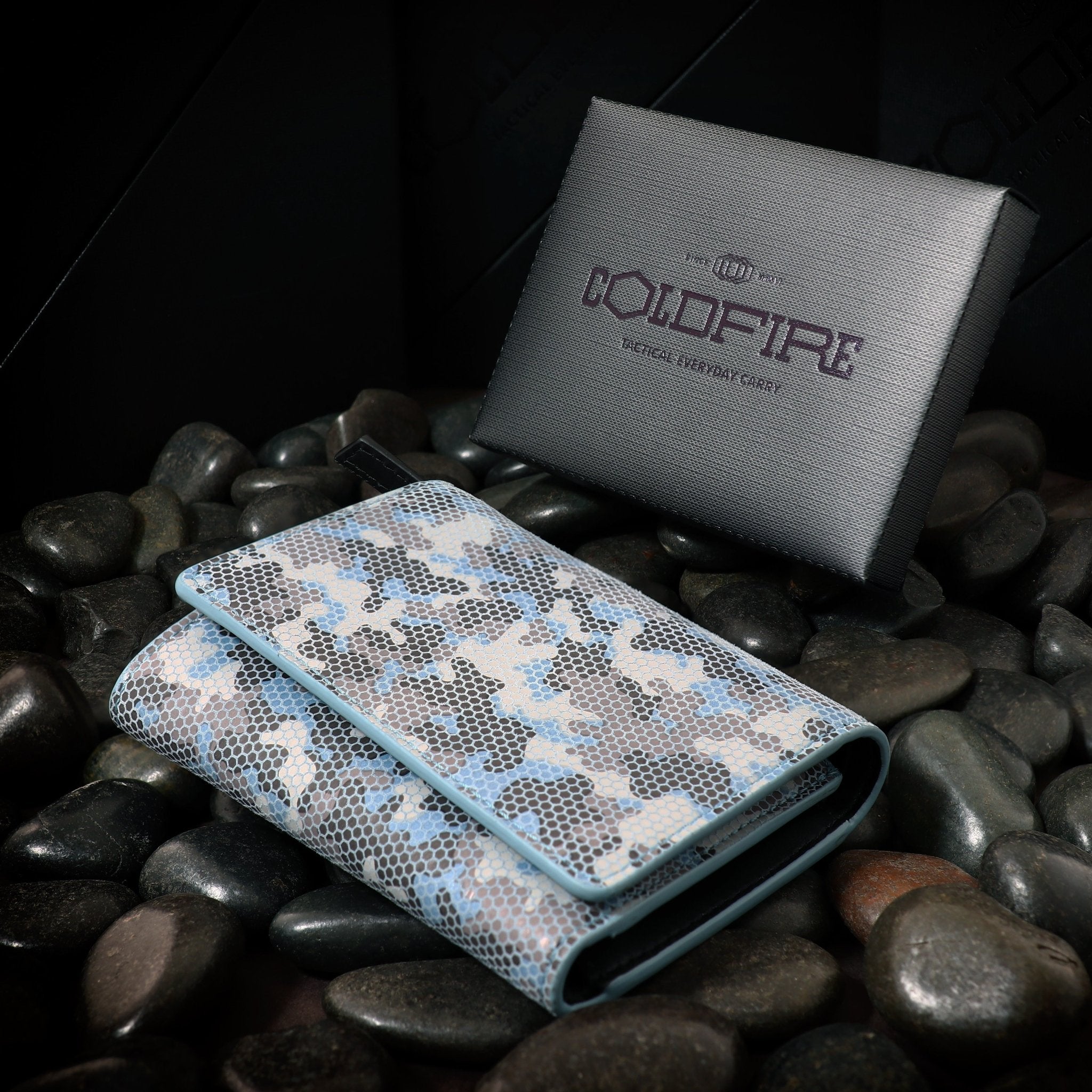 Unisex Wallet 8cc & Zip Pocket - Sky | COLDFIRE - COLDFIRE